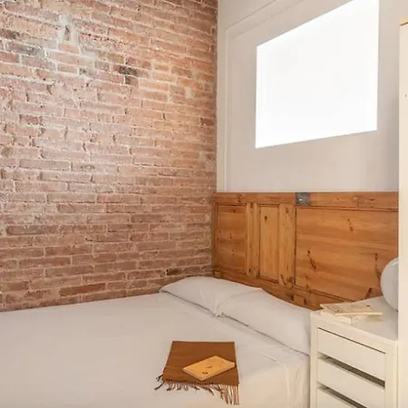 U-nique Tamarit Apartamento *